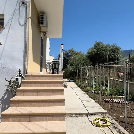 Апартамент Garden View Skála Kallirákhis